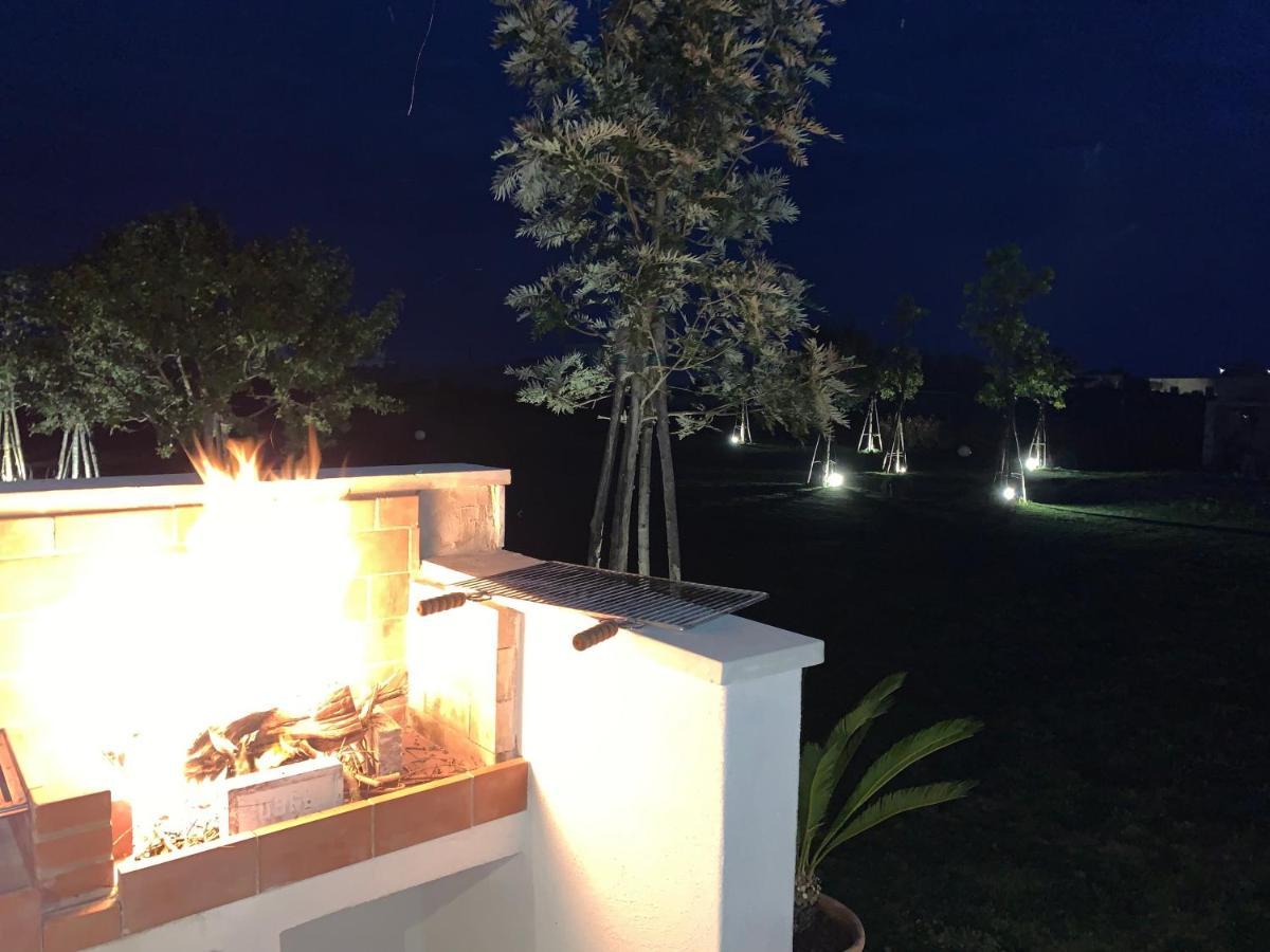 Masseria Capece Bed & Breakfast Уджано-ла-К'єза Екстер'єр фото